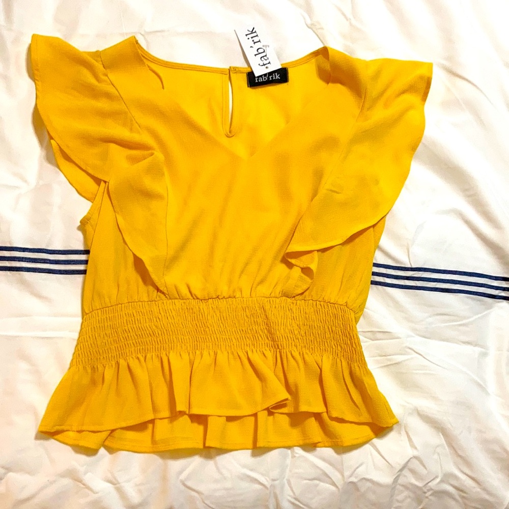 Fab’rik Blouse. Beautiful Yellow/Gold. NEVER WORN!